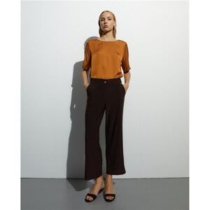 Pantalón marrón mujer elegante