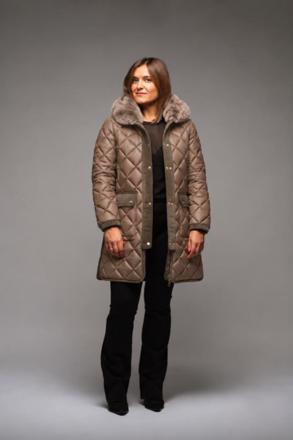 Parka acolchada Donjaz Nysa en color topo