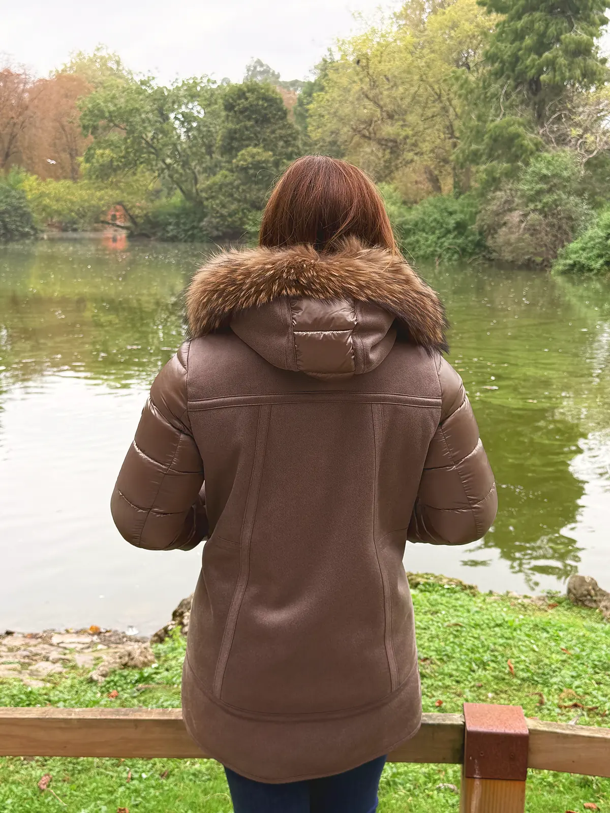 Parka Donjaz Diorella taupe con capucha - Imagen 7
